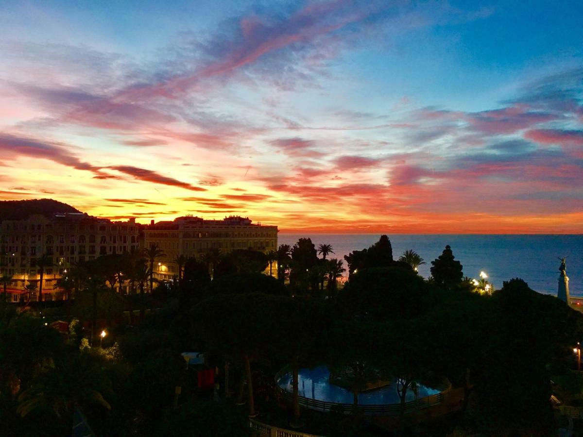 Unique Sea View Apartment, Center, 100M2 Nisa Exterior foto